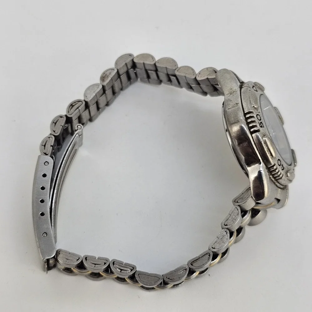 Gloria Vanderbilt Women Watch 28MM Blue Dial Date Gray Bracelet 6.5